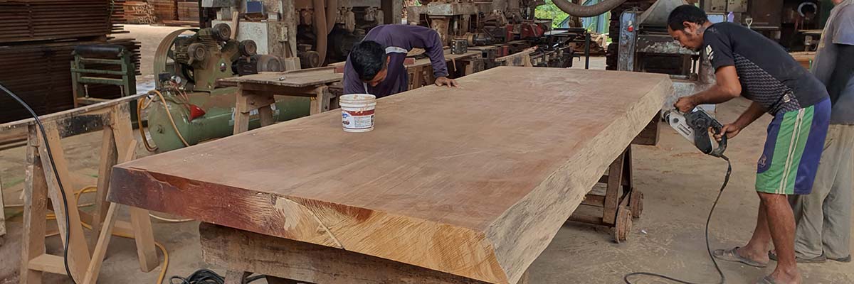 LIVE EDGE CHENGAL
